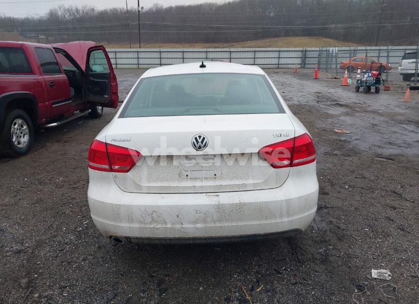 Photo 16 of 2014 Volkswagen Passat 1.8T SE (VIN 1VWBT7A36EC076441)