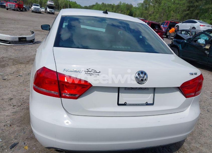 Photo 17 of 2014 Volkswagen Passat 1.8T SE (VIN 1VWBT7A36EC088217)