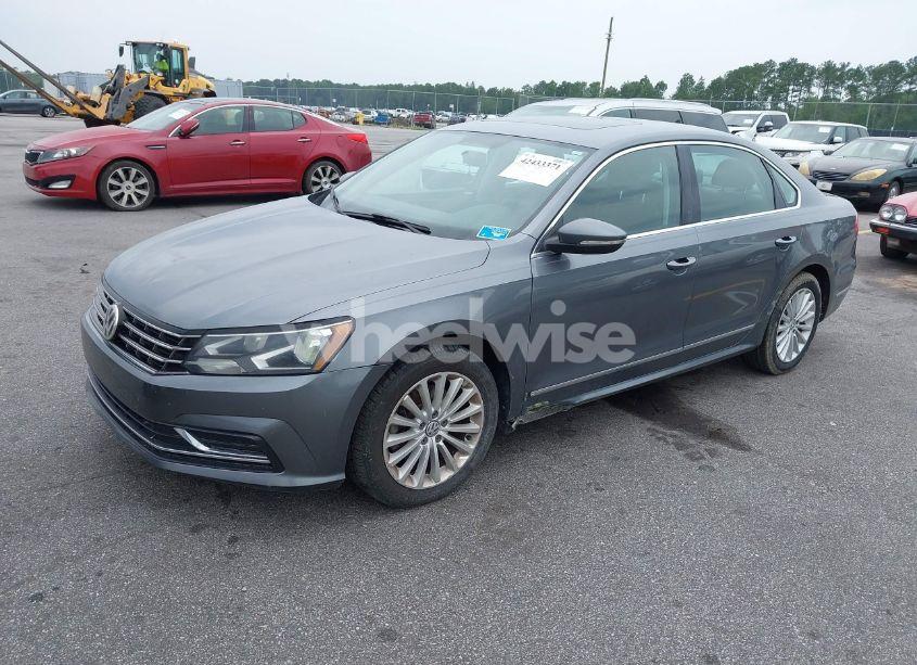 Photo 2 of 2016 Volkswagen Passat 1.8T SE (VIN 1VWBT7A36GC007977)
