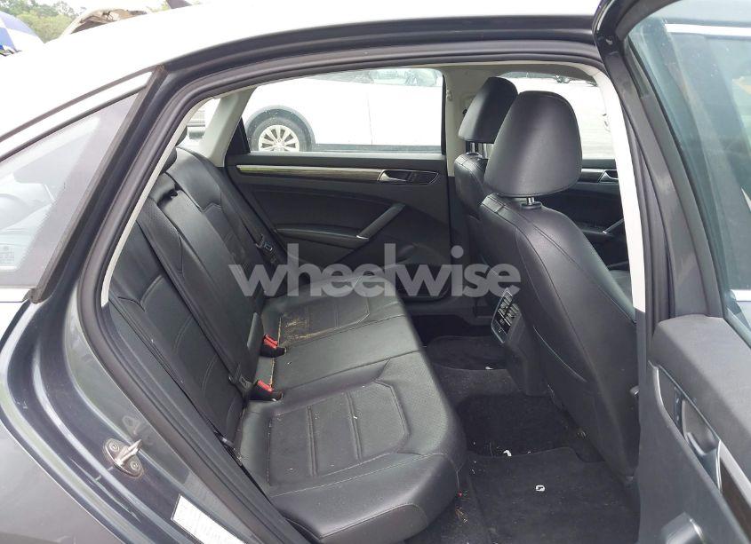 Photo 8 of 2016 Volkswagen Passat 1.8T SE (VIN 1VWBT7A36GC007977)