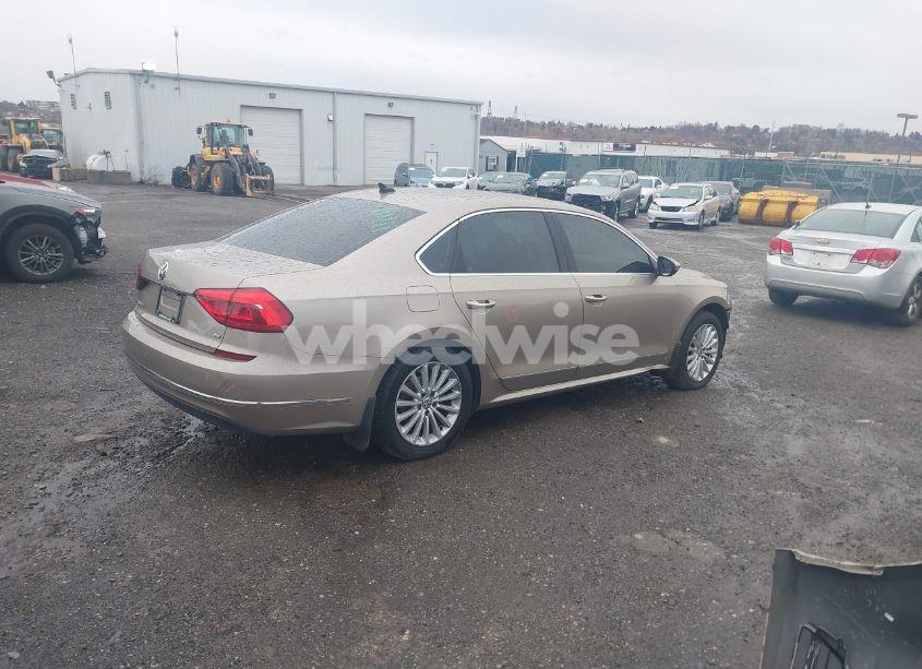 Photo 4 of 2016 Volkswagen Passat 1.8T SE (VIN 1VWBT7A36GC014122)