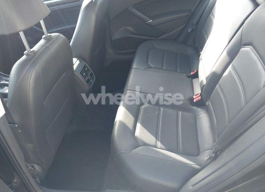 Photo 8 of 2017 Volkswagen Passat 1.8T SE (VIN 1VWBT7A36HC025266)