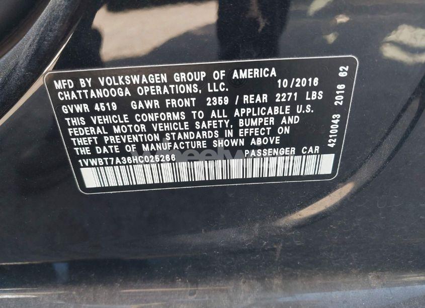 Photo 9 of 2017 Volkswagen Passat 1.8T SE (VIN 1VWBT7A36HC025266)