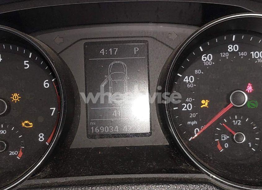 Photo 16 of 2016 Volkswagen Passat 1.8T SE (VIN 1VWBT7A37GC028563)