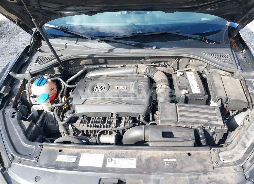 Photo 10 of 2016 Volkswagen Passat 1.8T SE (VIN 1VWBT7A37GC041121)