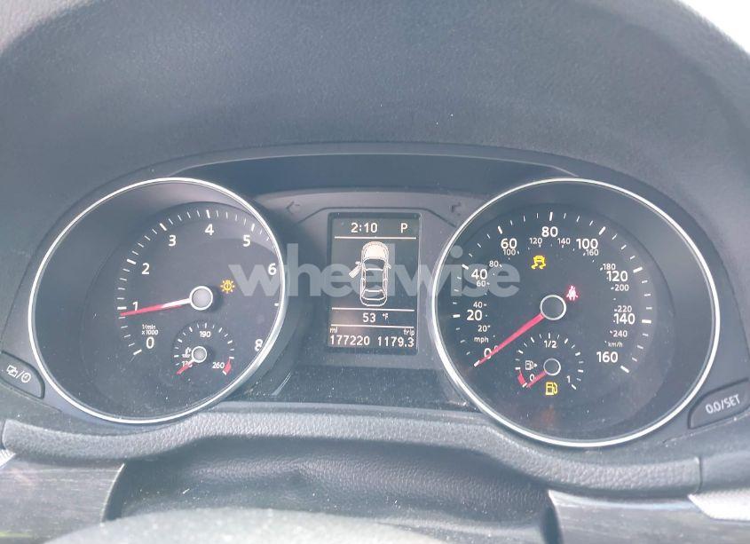 Photo 7 of 2016 Volkswagen Passat 1.8T SE (VIN 1VWBT7A37GC041121)