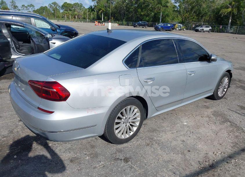 Photo 4 of 2017 Volkswagen Passat 1.8T SE (VIN 1VWBT7A37HC069759)