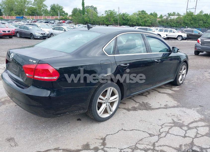 Photo 4 of 2014 Volkswagen Passat 1.8T SE (VIN 1VWBT7A38EC037432)