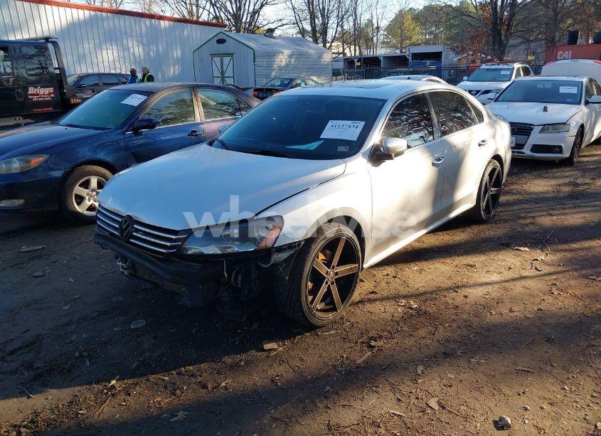 Photo 2 of 2014 Volkswagen Passat 1.8T SE (VIN 1VWBT7A38EC038418)