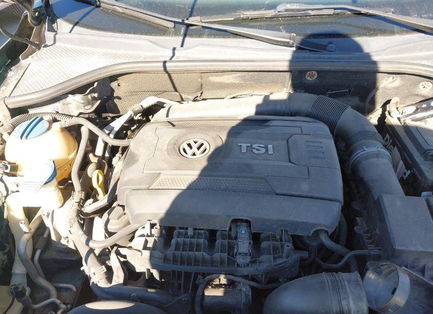 Photo 10 of 2014 Volkswagen Passat 1.8T SE (VIN 1VWBT7A38EC046616)