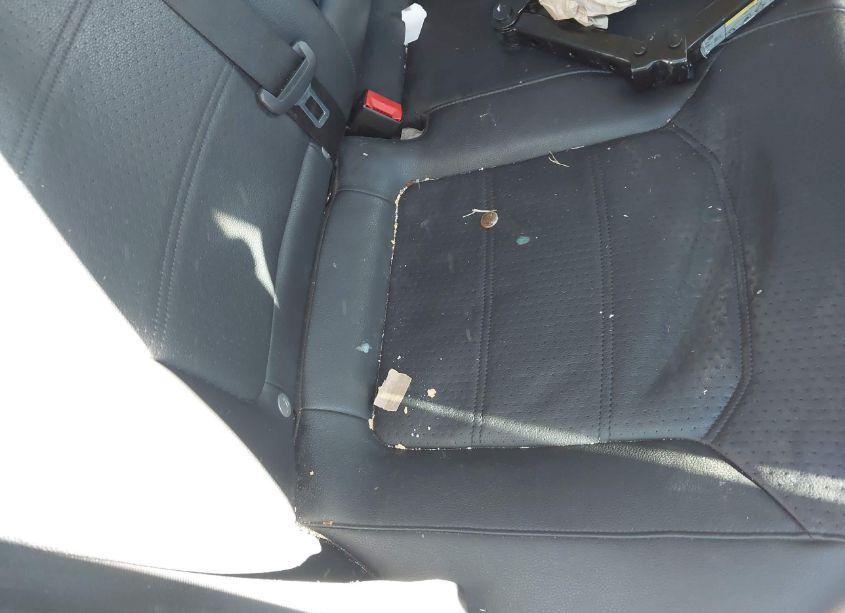 Photo 8 of 2014 Volkswagen Passat 1.8T SE (VIN 1VWBT7A38EC046616)