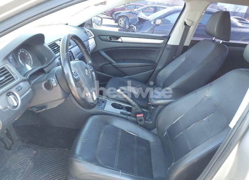 Photo 14 of 2014 Volkswagen Passat 1.8T SE (VIN 1VWBT7A38EC053078)