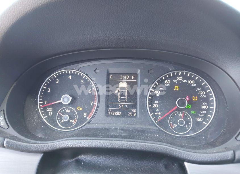 Photo 7 of 2014 Volkswagen Passat 1.8T SE (VIN 1VWBT7A38EC053078)