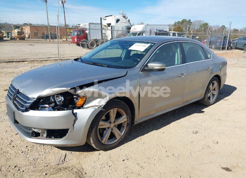 Photo 2 of 2014 Volkswagen Passat 1.8T SE (VIN 1VWBT7A38EC091653)