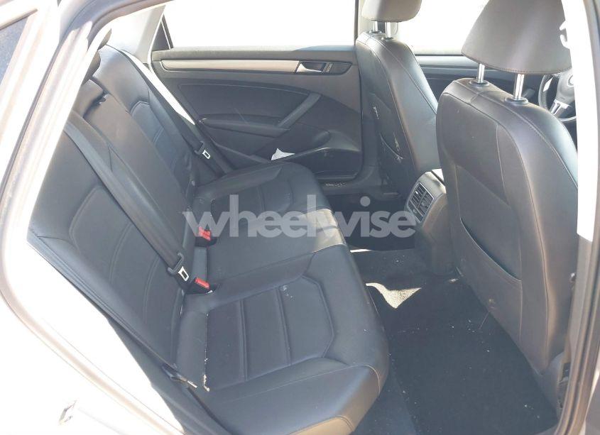 Photo 8 of 2014 Volkswagen Passat 1.8T SE (VIN 1VWBT7A38EC091653)