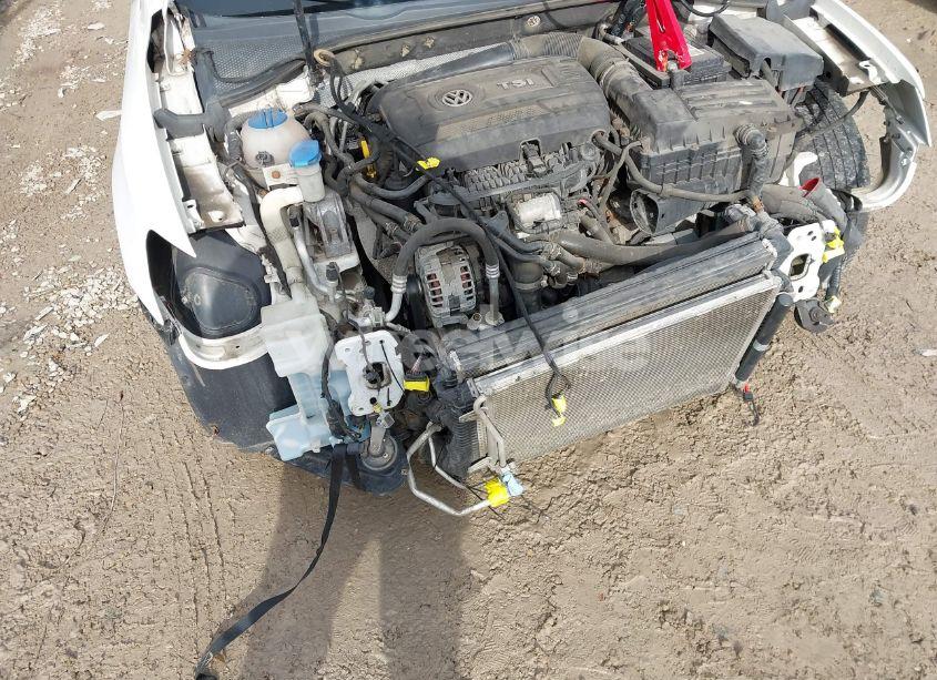 Photo 12 of 2014 Volkswagen Passat 1.8T SE (VIN 1VWBT7A38EC118687)