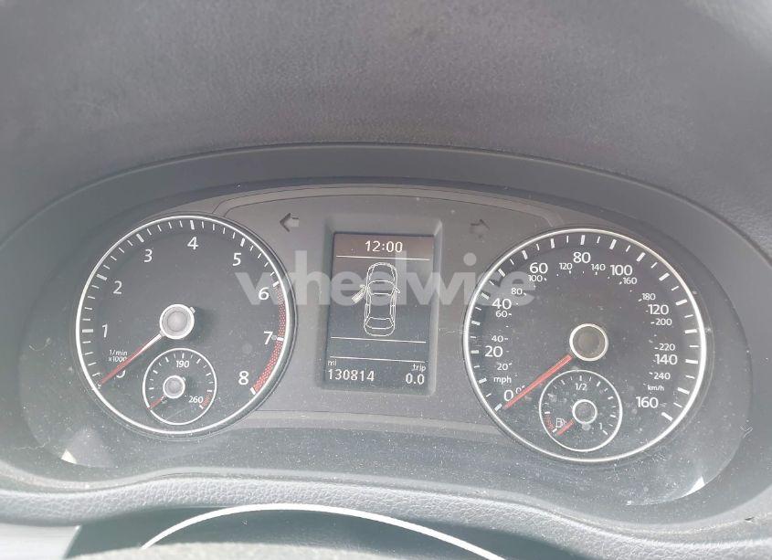 Photo 7 of 2014 Volkswagen Passat 1.8T SE (VIN 1VWBT7A38EC118687)