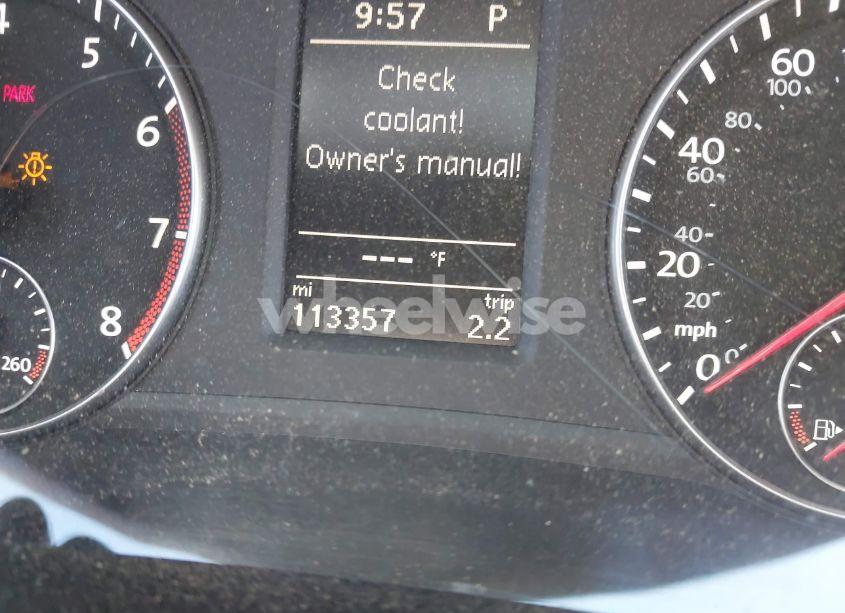 Photo 15 of 2015 Volkswagen Passat 1.8T SE (VIN 1VWBT7A38FC018848)