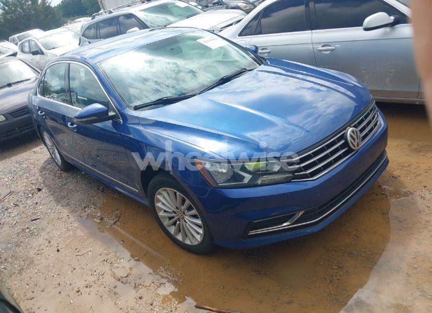 2016 Volkswagen Passat 1.8T SE (VIN 1VWBT7A38GC009794) main photo