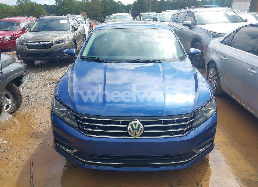 Photo 12 of 2016 Volkswagen Passat 1.8T SE (VIN 1VWBT7A38GC009794)