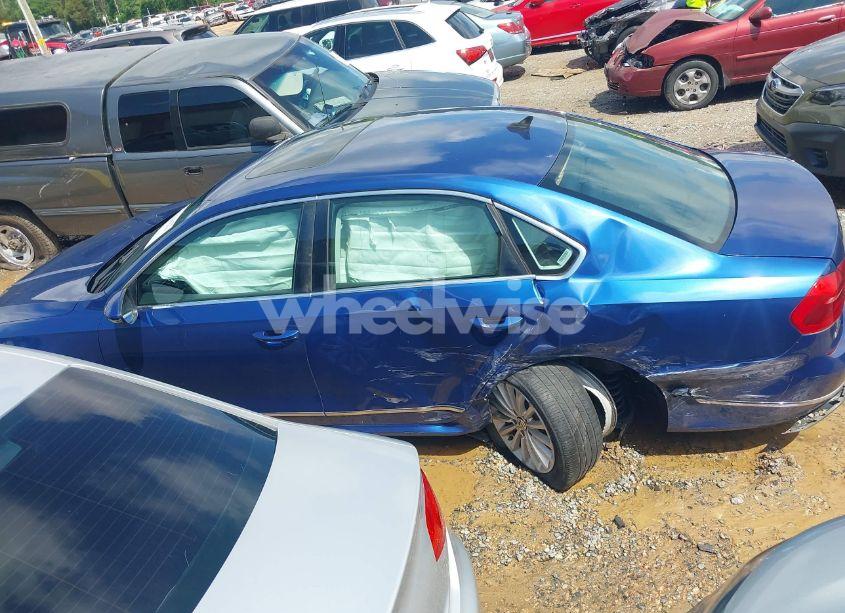 Photo 14 of 2016 Volkswagen Passat 1.8T SE (VIN 1VWBT7A38GC009794)