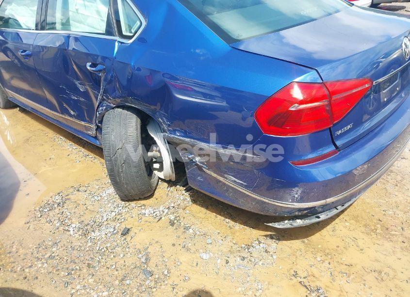 Photo 6 of 2016 Volkswagen Passat 1.8T SE (VIN 1VWBT7A38GC009794)