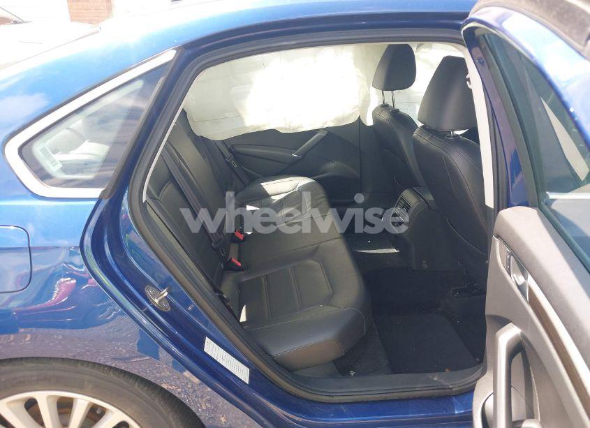 Photo 8 of 2016 Volkswagen Passat 1.8T SE (VIN 1VWBT7A38GC009794)