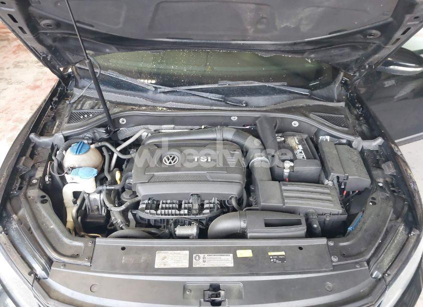 Photo 10 of 2016 Volkswagen Passat 1.8T SE (VIN 1VWBT7A38GC010301)