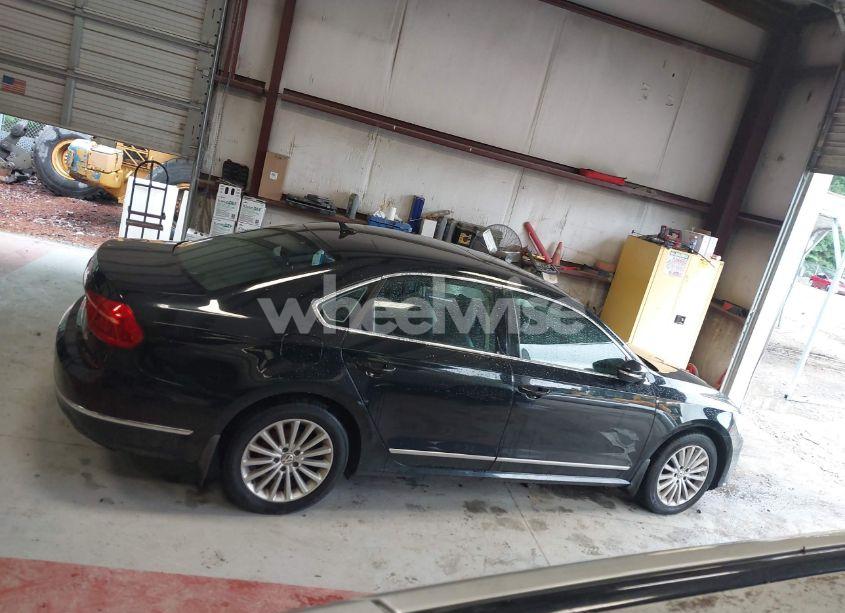 Photo 13 of 2016 Volkswagen Passat 1.8T SE (VIN 1VWBT7A38GC010301)
