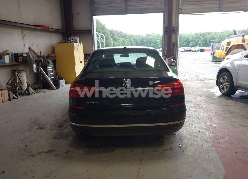 Photo 16 of 2016 Volkswagen Passat 1.8T SE (VIN 1VWBT7A38GC010301)