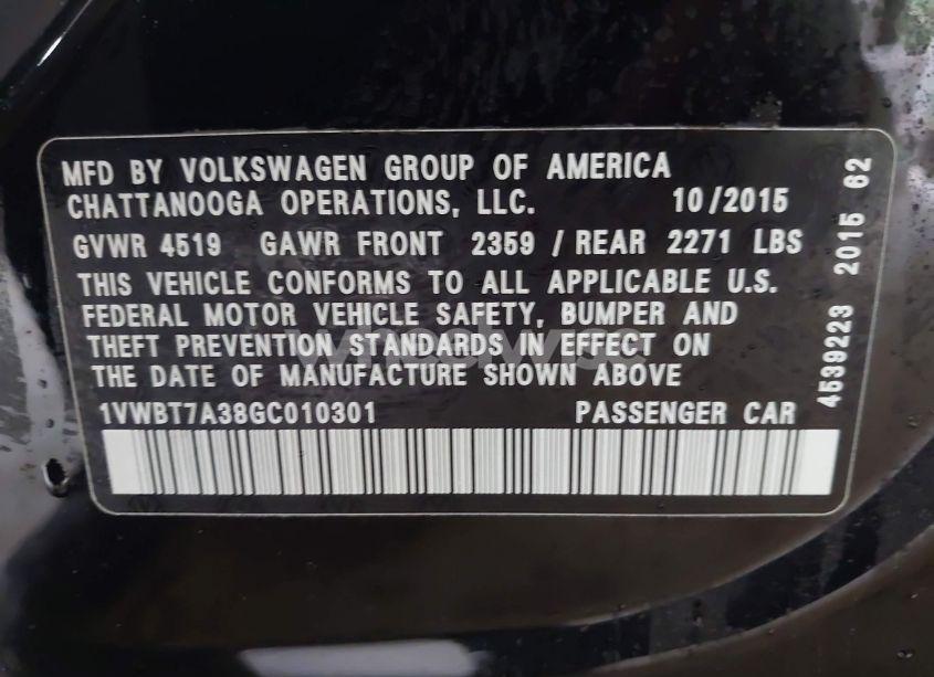 Photo 9 of 2016 Volkswagen Passat 1.8T SE (VIN 1VWBT7A38GC010301)