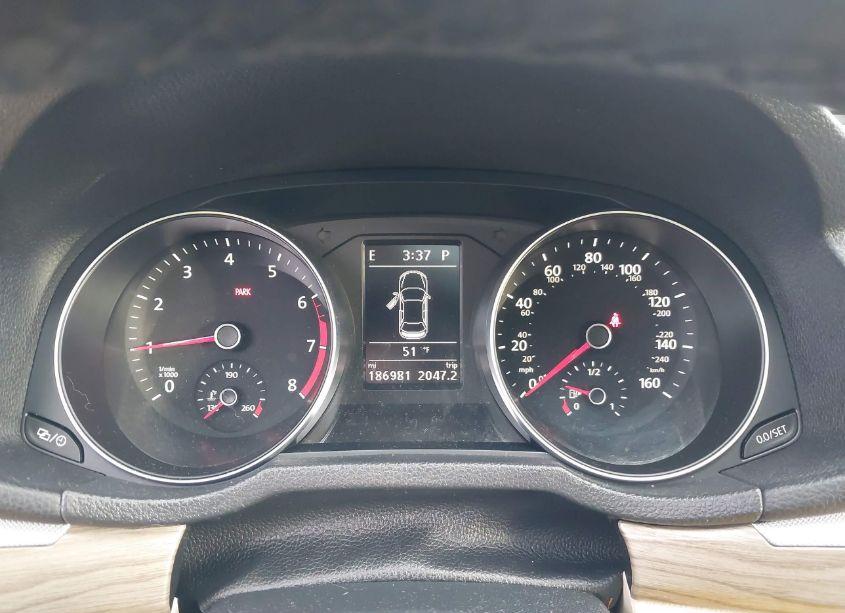 Photo 7 of 2017 Volkswagen Passat 1.8T SE (VIN 1VWBT7A38HC024765)