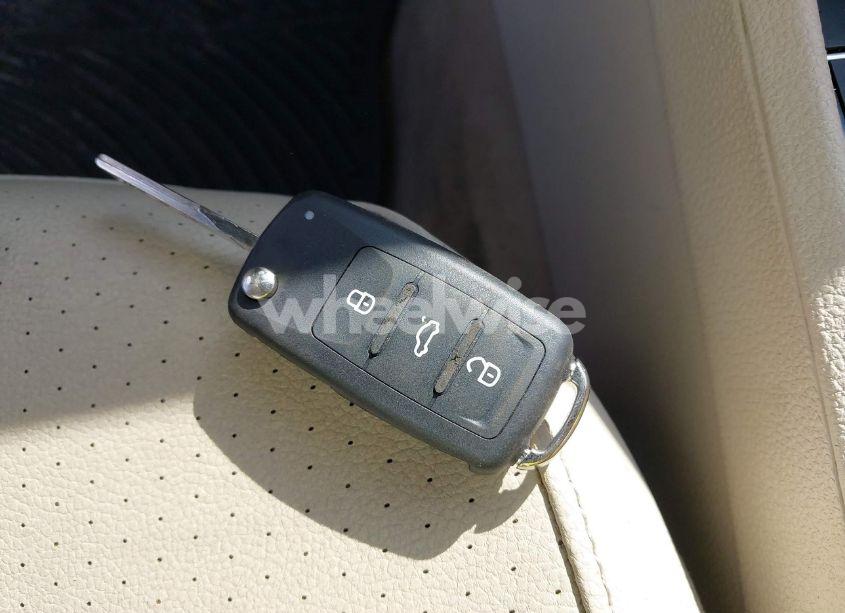 Photo 11 of 2014 Volkswagen Passat 1.8T SE (VIN 1VWBT7A39EC030523)