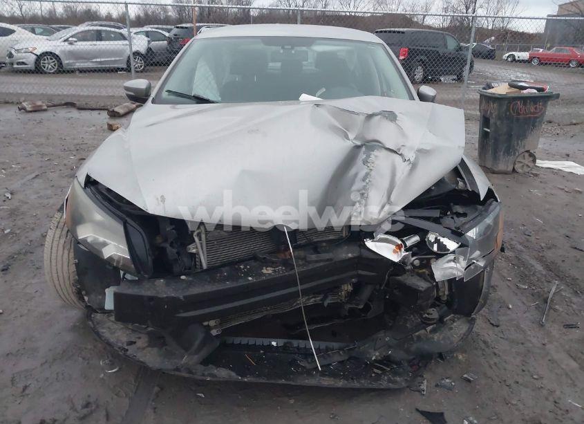 Photo 12 of 2014 Volkswagen Passat 1.8T SE (VIN 1VWBT7A39EC049704)