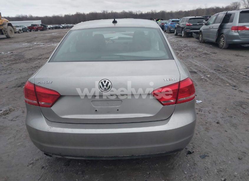 Photo 16 of 2014 Volkswagen Passat 1.8T SE (VIN 1VWBT7A39EC049704)