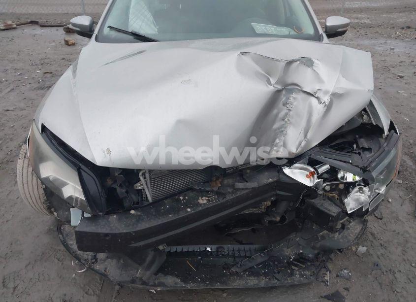 Photo 6 of 2014 Volkswagen Passat 1.8T SE (VIN 1VWBT7A39EC049704)