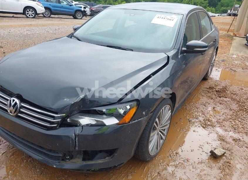 Photo 12 of 2014 Volkswagen Passat 1.8T SPORT (VIN 1VWBT7A39EC097705)