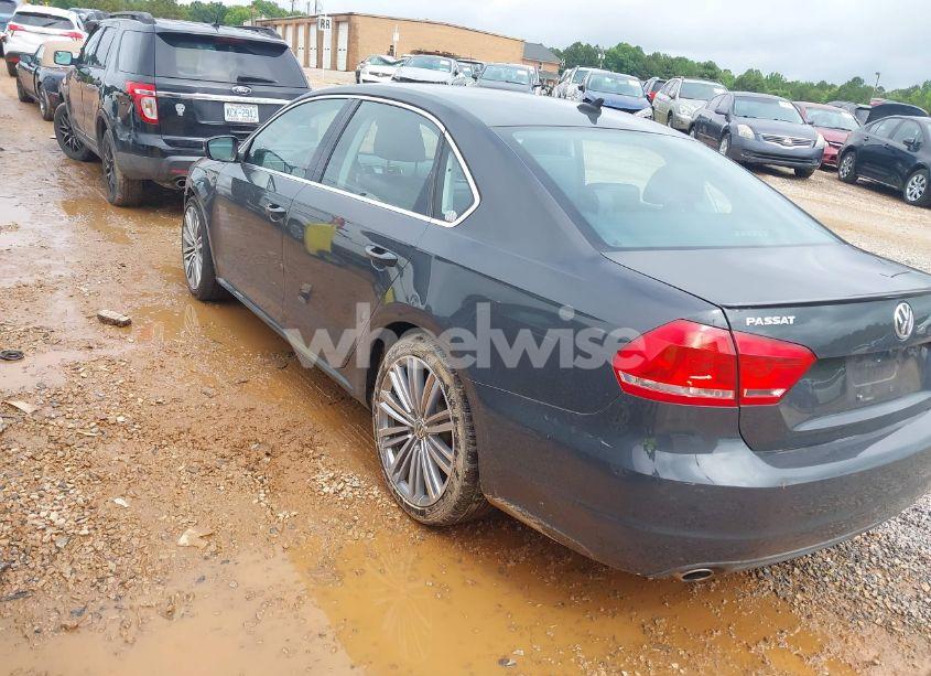 Photo 3 of 2014 Volkswagen Passat 1.8T SPORT (VIN 1VWBT7A39EC097705)