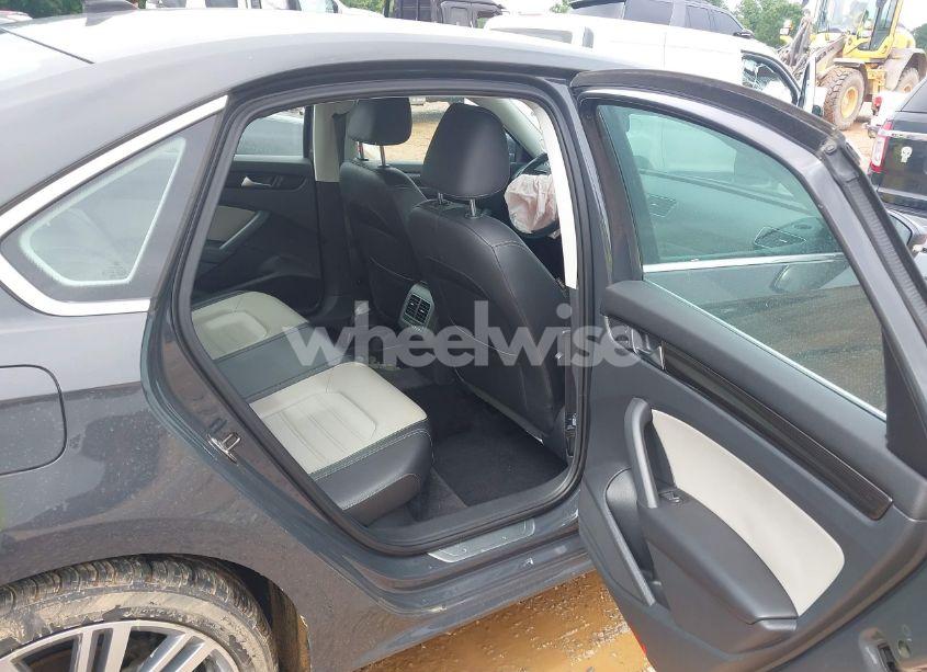 Photo 8 of 2014 Volkswagen Passat 1.8T SPORT (VIN 1VWBT7A39EC097705)