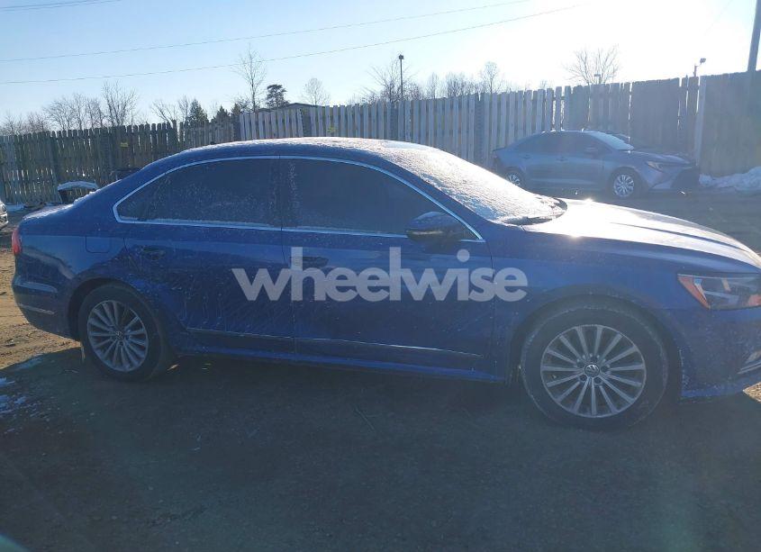 Photo 13 of 2016 Volkswagen Passat 1.8T SE (VIN 1VWBT7A39GC004202)