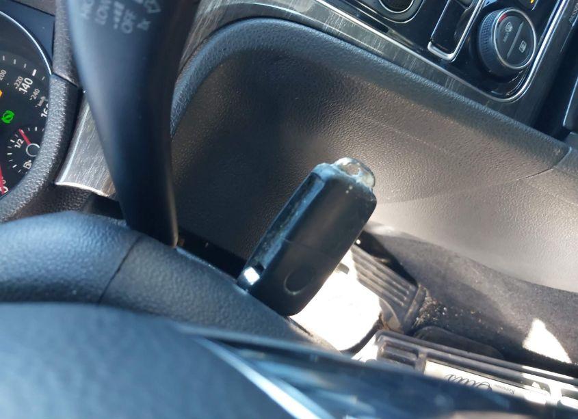 Photo 11 of 2016 Volkswagen Passat 1.8T SE (VIN 1VWBT7A39GC007861)