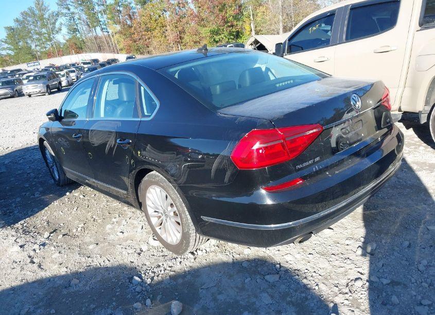 Photo 3 of 2016 Volkswagen Passat 1.8T SE (VIN 1VWBT7A39GC007861)