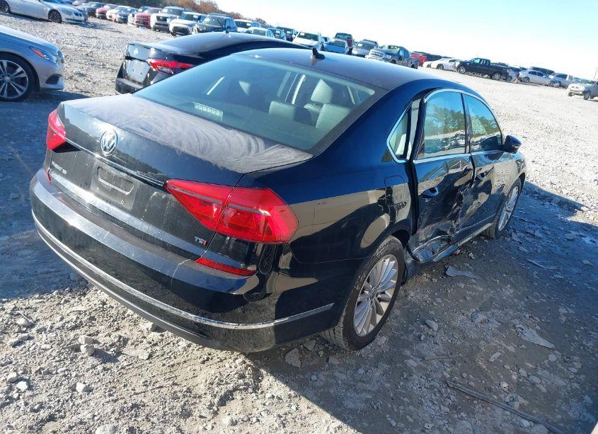 Photo 4 of 2016 Volkswagen Passat 1.8T SE (VIN 1VWBT7A39GC007861)