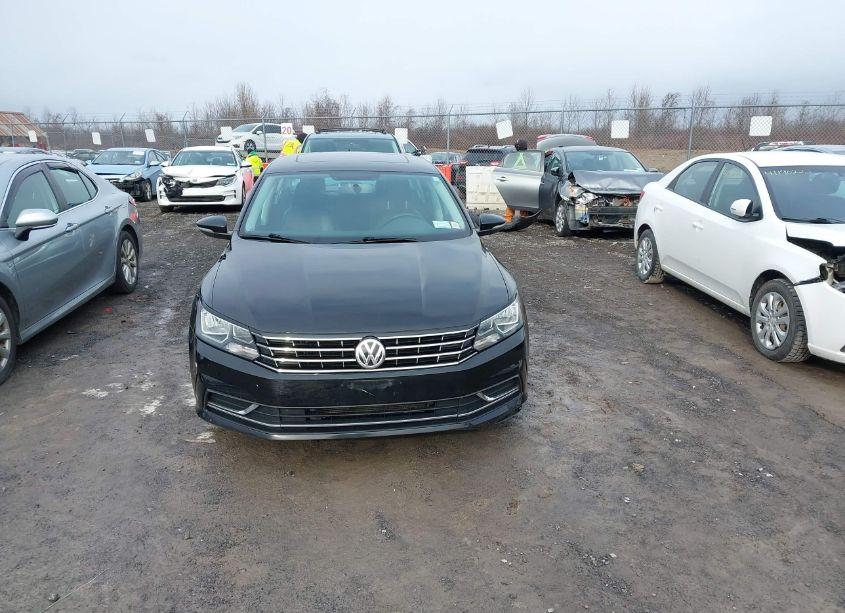 Photo 12 of 2016 Volkswagen Passat 1.8T SE (VIN 1VWBT7A39GC011456)