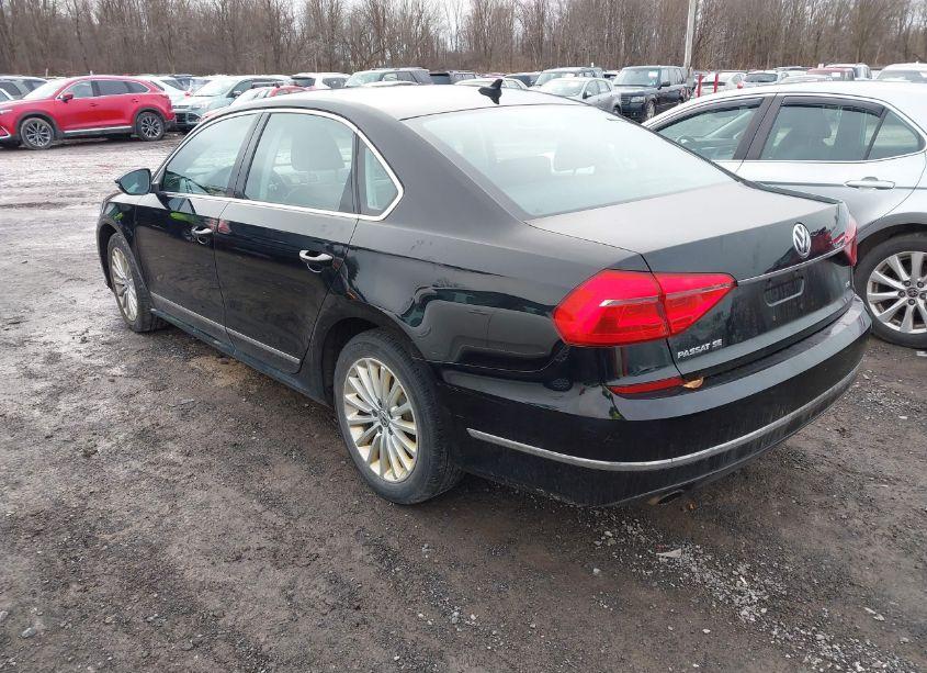 Photo 3 of 2016 Volkswagen Passat 1.8T SE (VIN 1VWBT7A39GC011456)