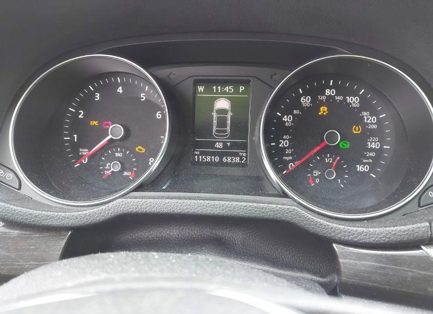 Photo 7 of 2016 Volkswagen Passat 1.8T SE (VIN 1VWBT7A39GC011456)