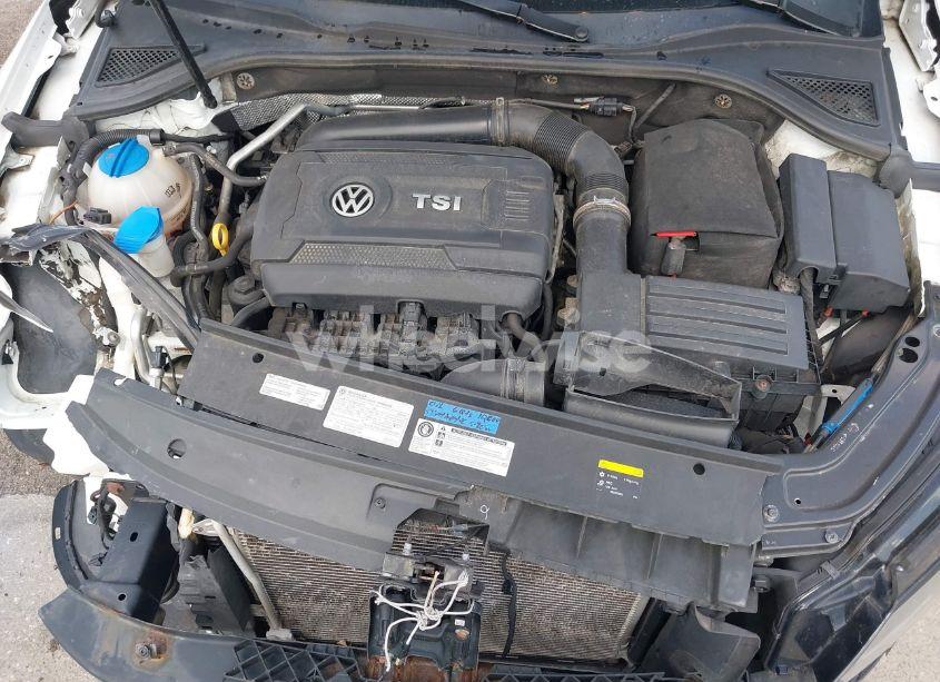 Photo 10 of 2016 Volkswagen Passat 1.8T SE (VIN 1VWBT7A39GC069860)