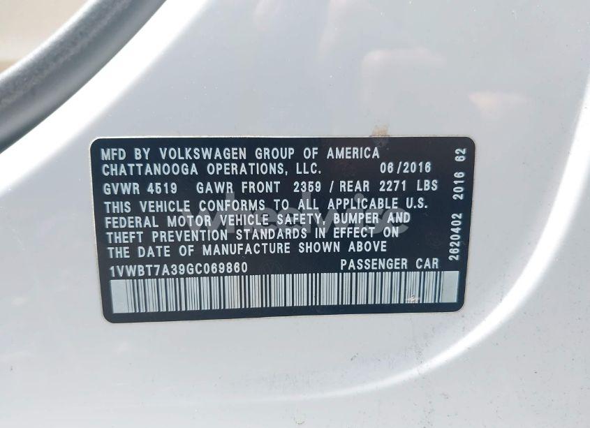 Photo 9 of 2016 Volkswagen Passat 1.8T SE (VIN 1VWBT7A39GC069860)