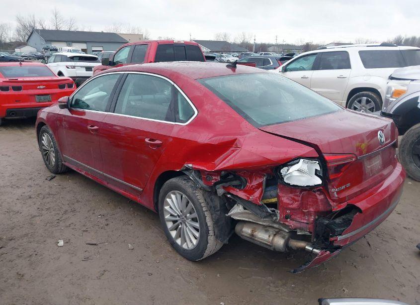 Photo 3 of 2017 Volkswagen Passat 1.8T SE (VIN 1VWBT7A39HC003522)