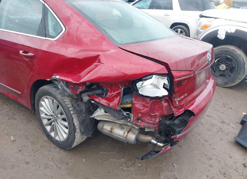 Photo 6 of 2017 Volkswagen Passat 1.8T SE (VIN 1VWBT7A39HC003522)